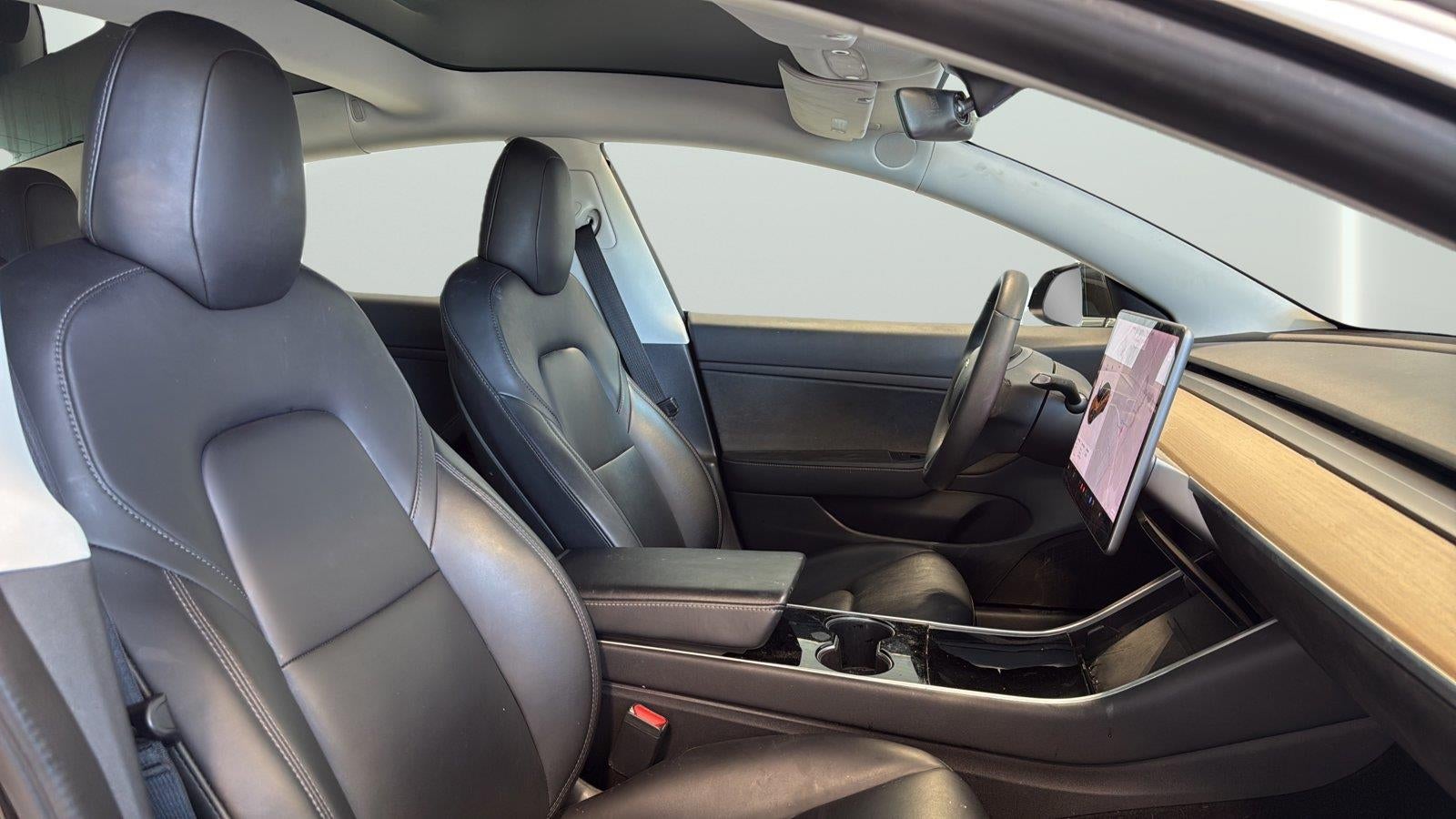 2020 Tesla Model 3 Standard Range