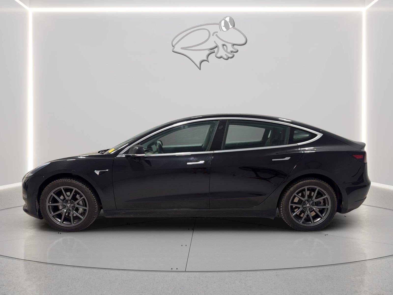 2020 Tesla Model 3 Standard Range