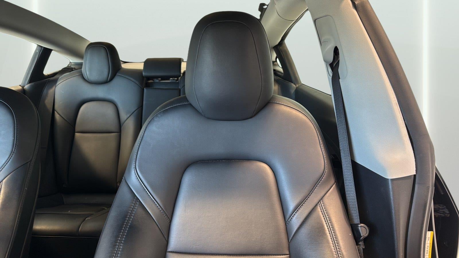 2020 Tesla Model 3 Standard Range