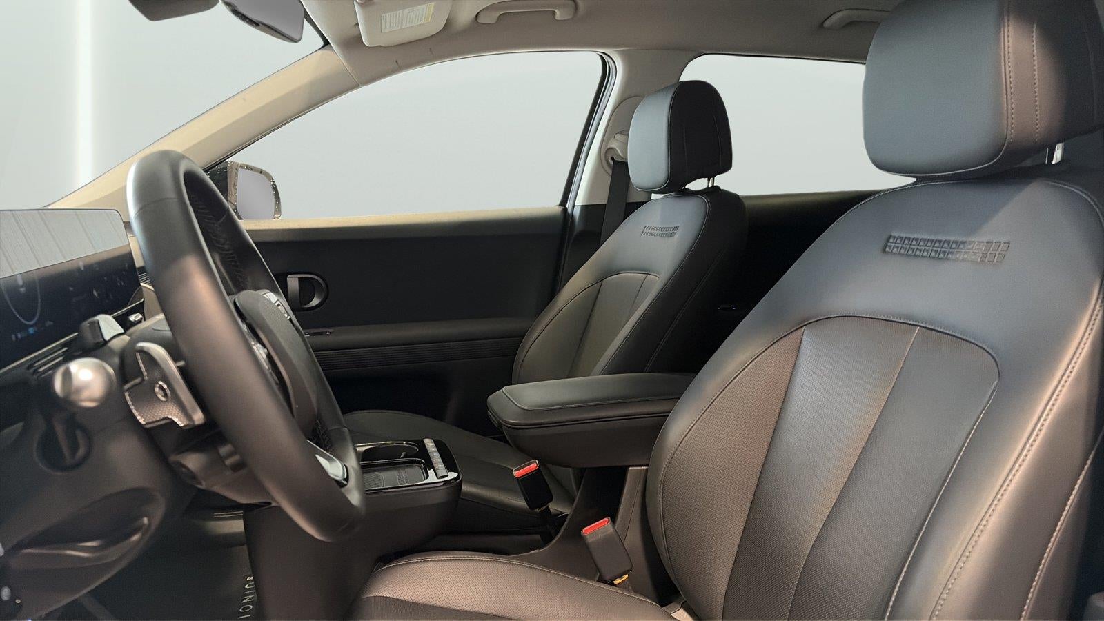 2025 Hyundai IONIQ 5 SEL