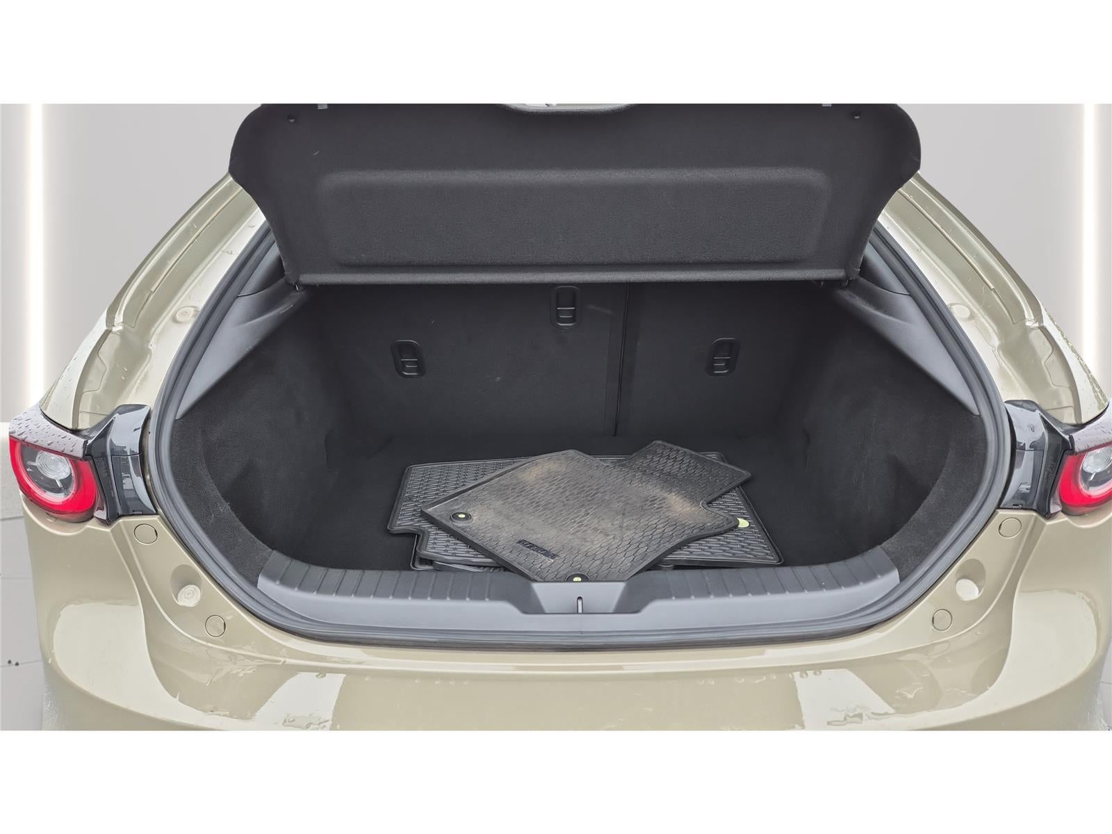 2024 Mazda Mazda3 Hatchback 2.5 Carbon Turbo
