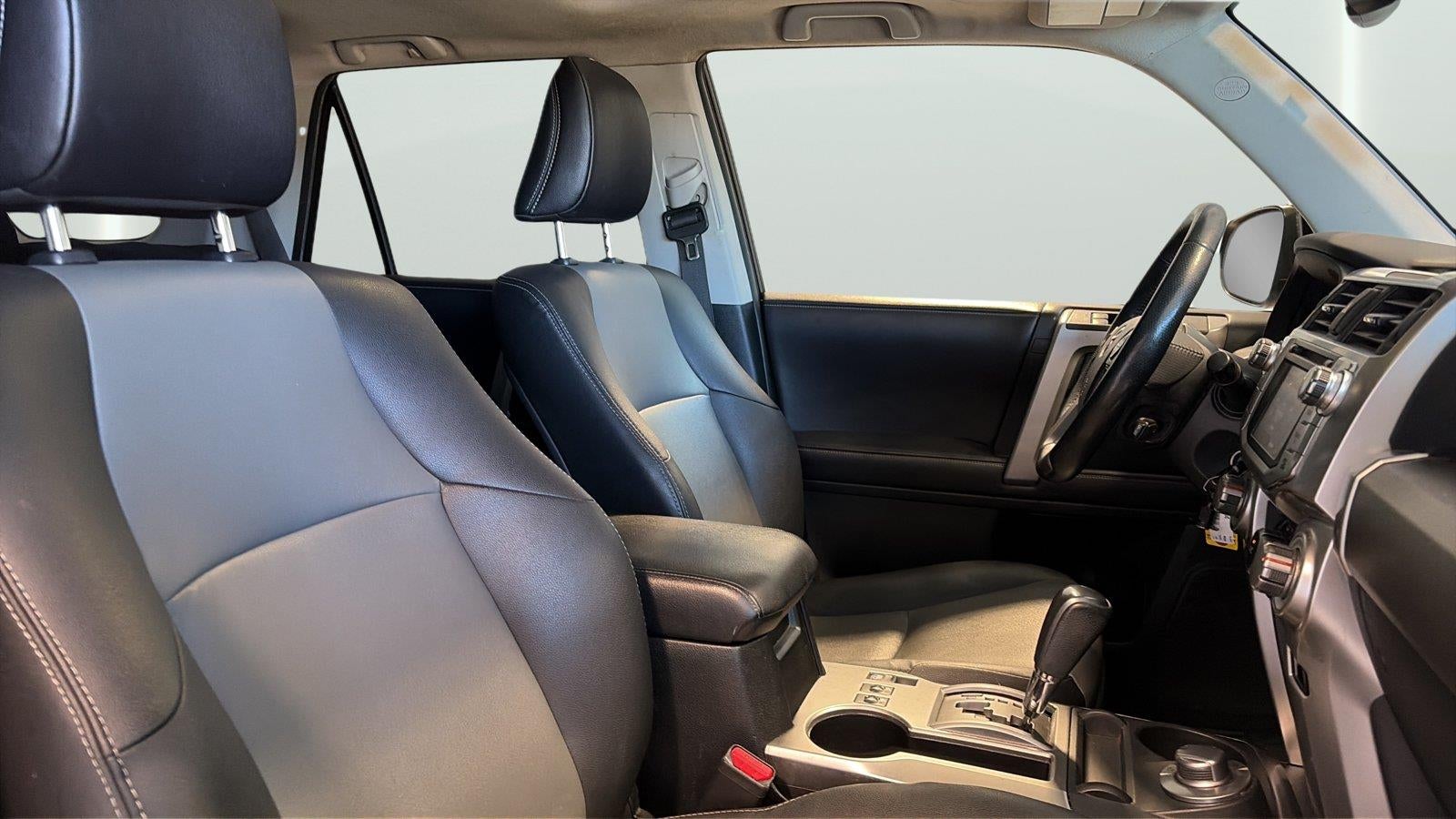 2018 Toyota 4Runner SR5 Premium - Photo 14