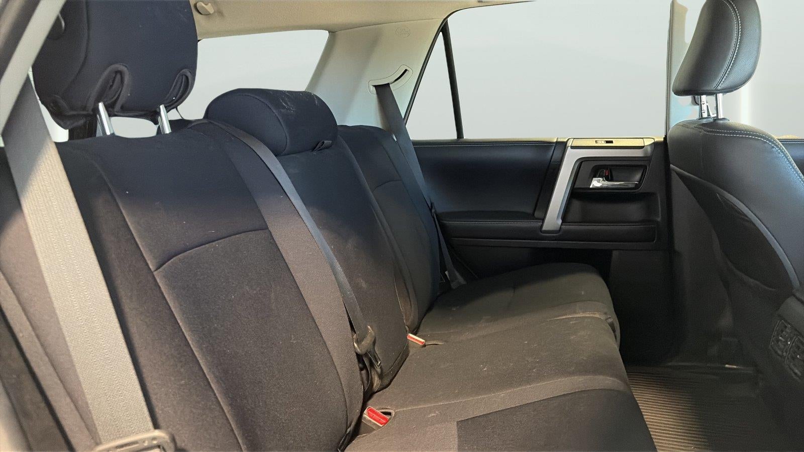 2018 Toyota 4Runner SR5 Premium - Photo 15