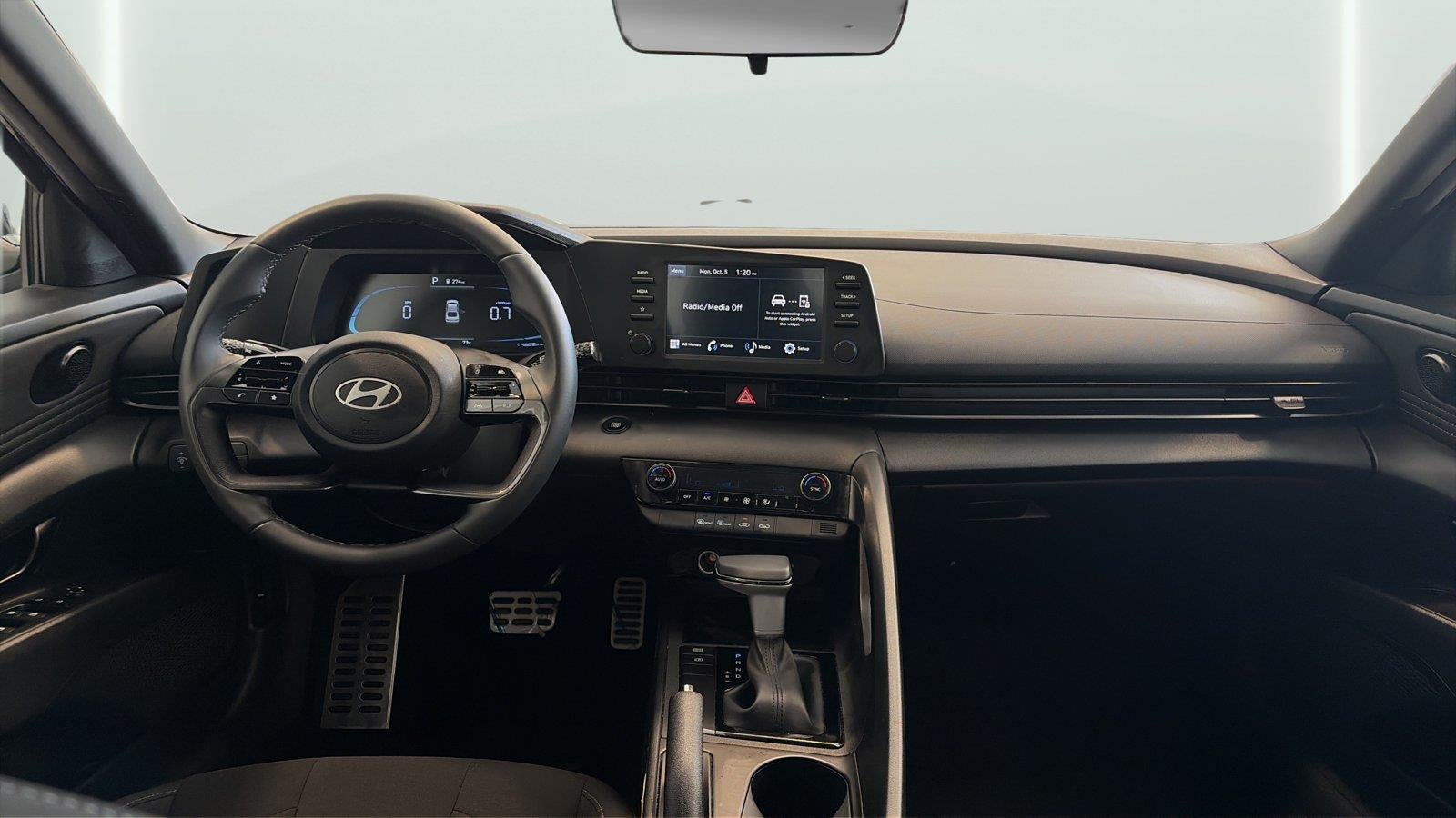 2026 Hyundai Elantra SEL Sport - Photo 11