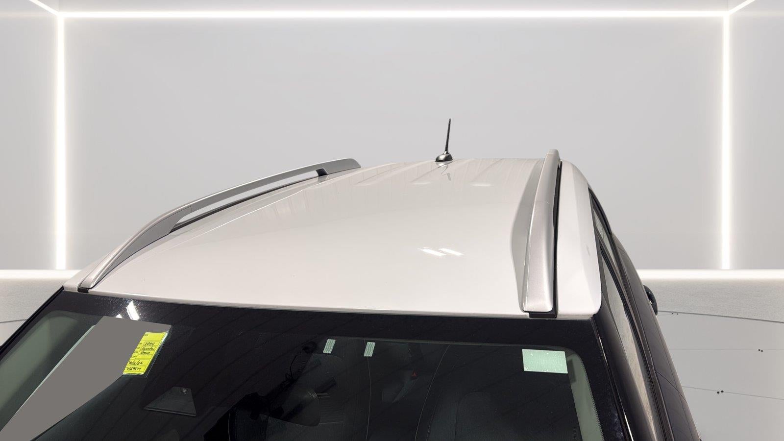 2024 Hyundai Venue Limited - Photo 10