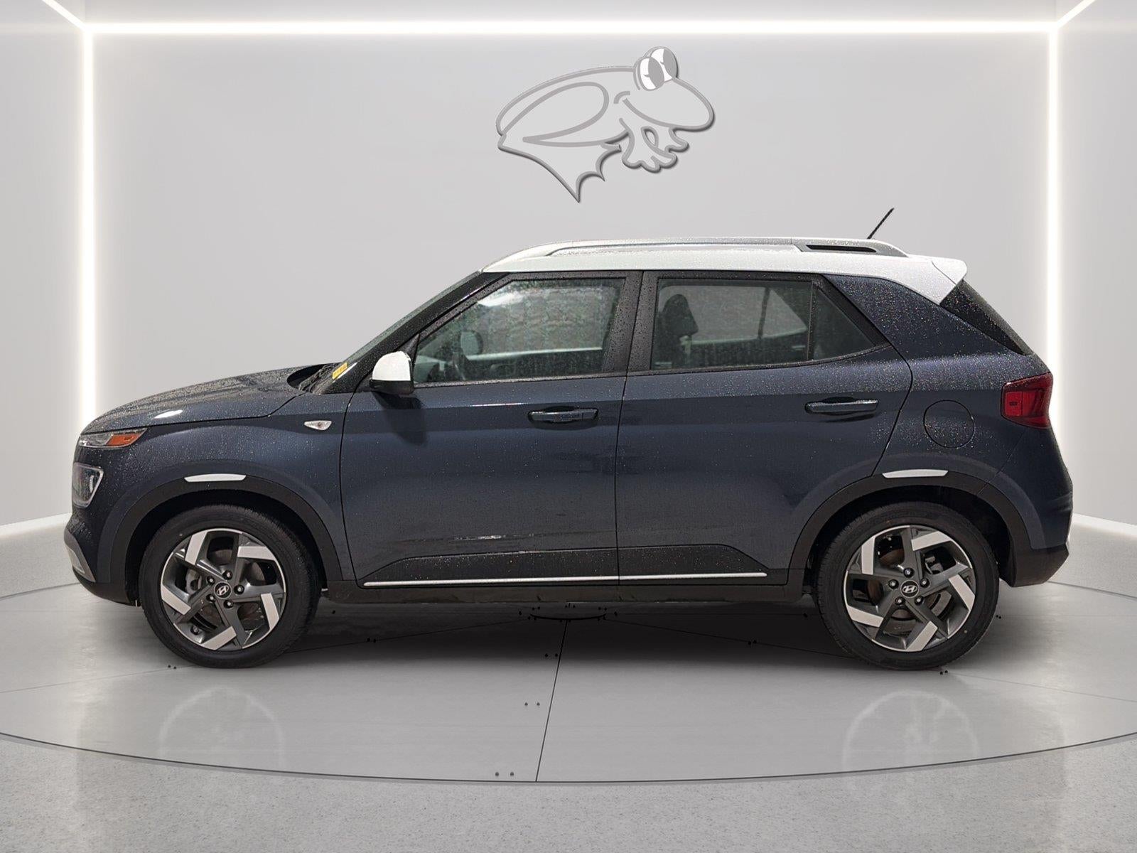 Used 2024 Hyundai Venue Limited with VIN KMHRC8A32RU313249 for sale in Hurlock, MD