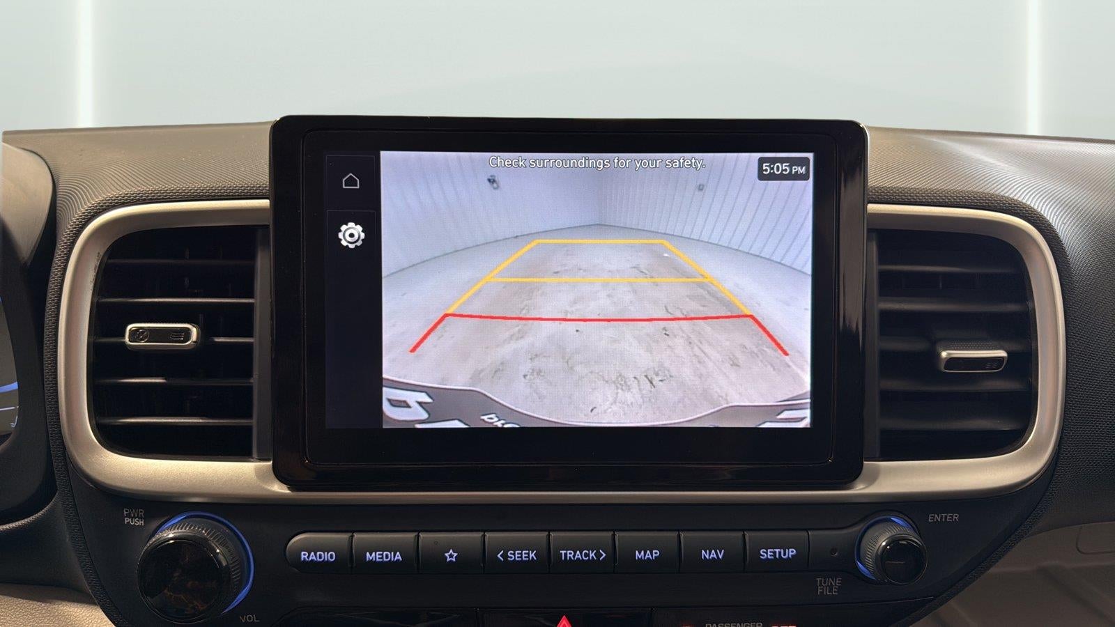 2024 Hyundai Venue Limited - Photo 20