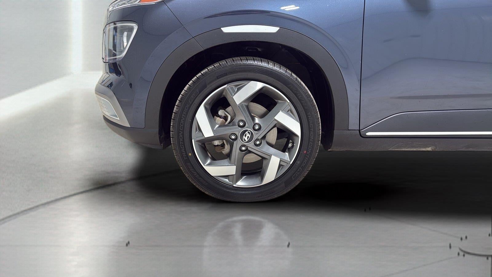 2024 Hyundai Venue Limited - Photo 9