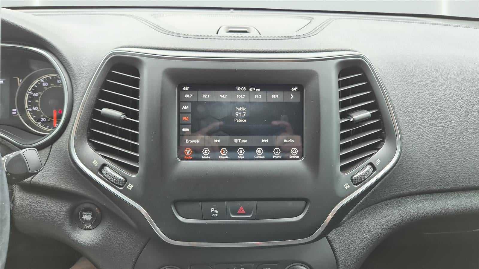 2020 Jeep Cherokee Altitude