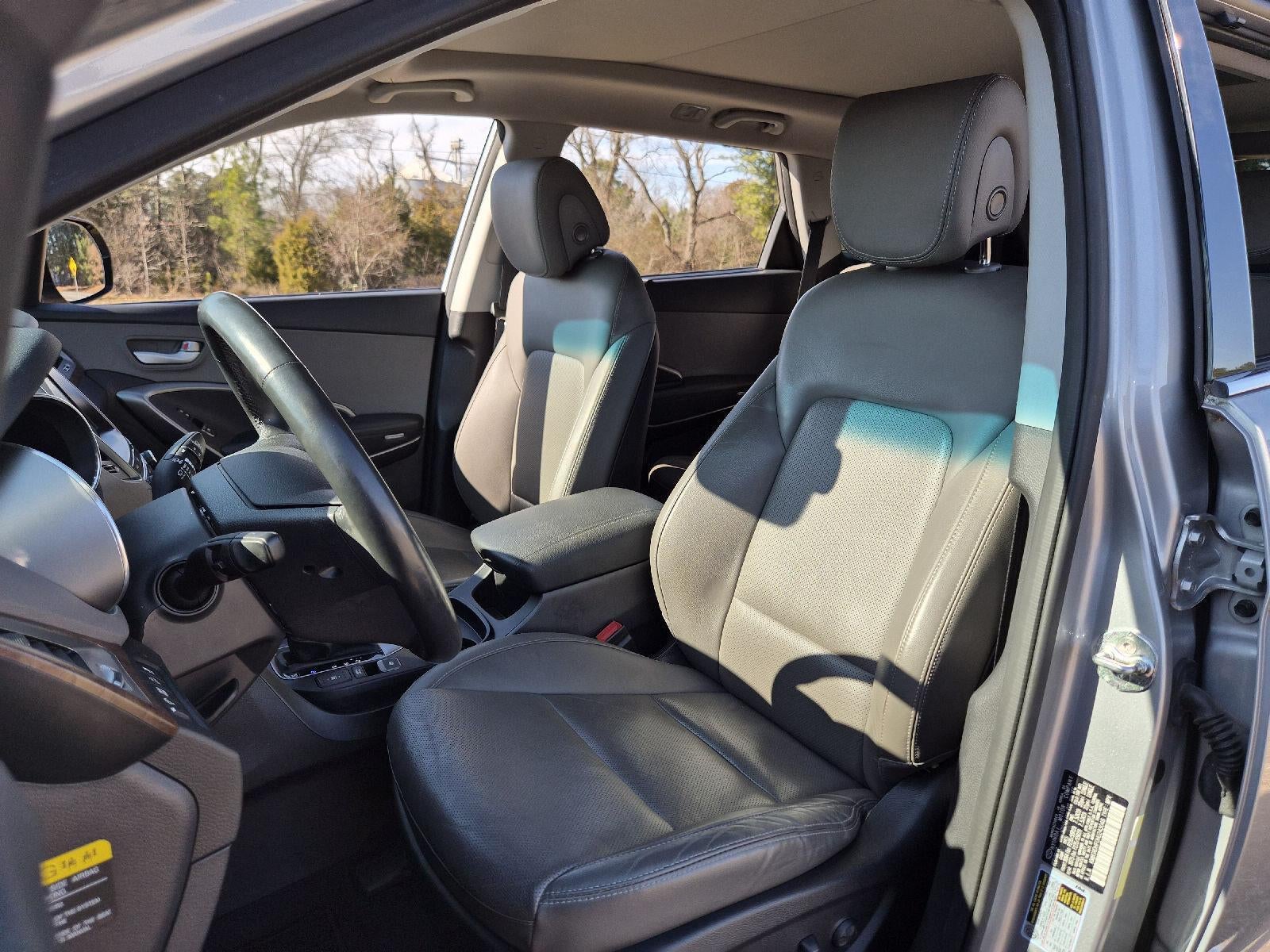 2017 Hyundai Santa Fe Limited Ultimate