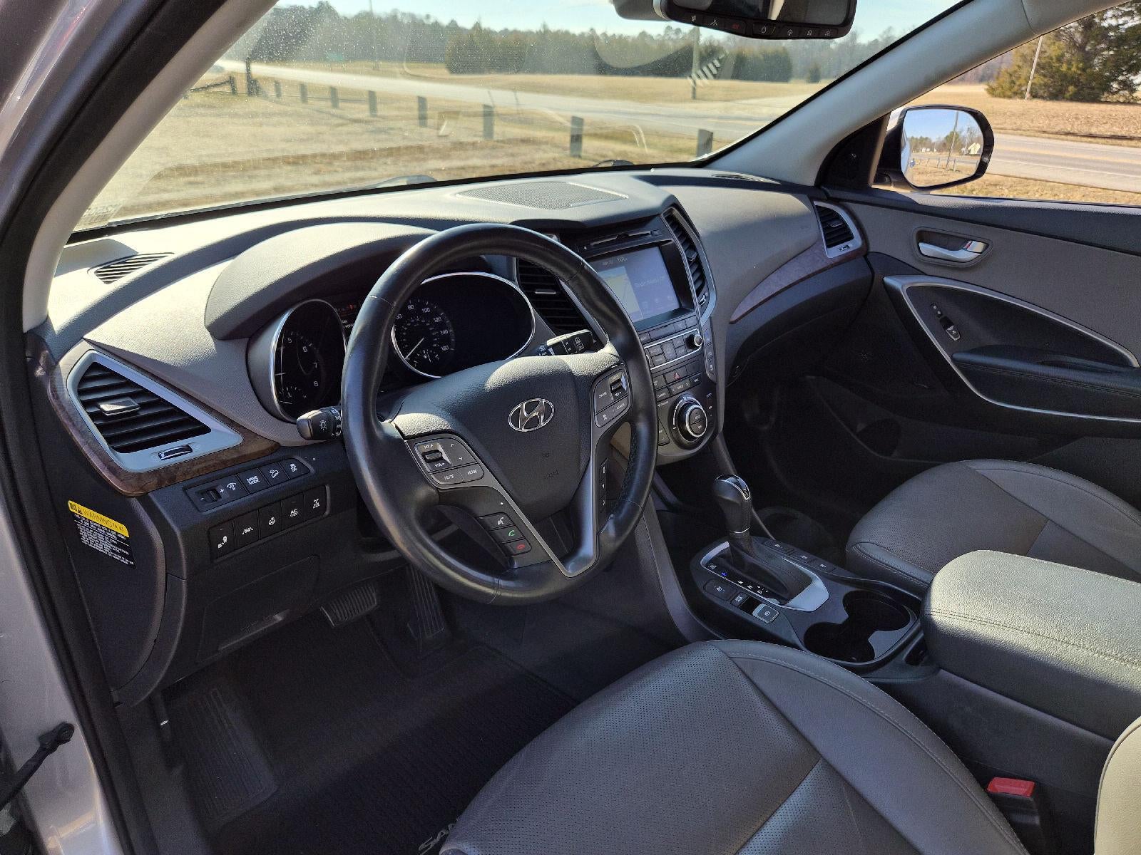 2017 Hyundai Santa Fe Limited Ultimate