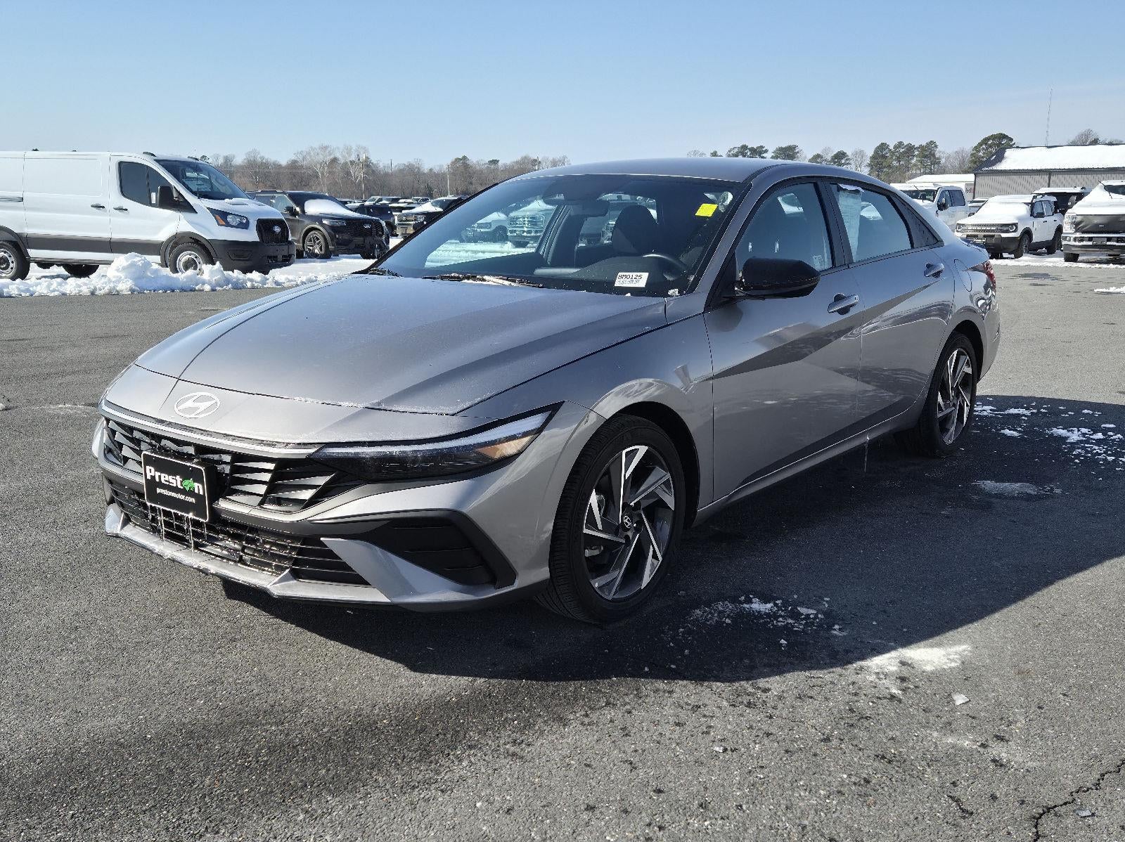 2025 Hyundai Elantra SEL Sport